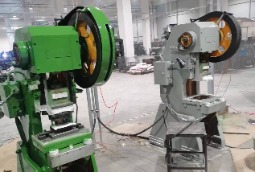 苏州昆山二手设备翻新喷漆